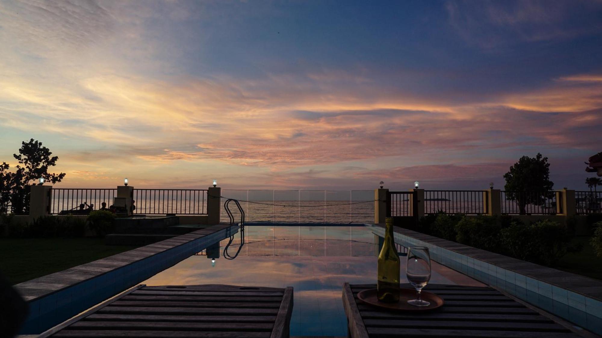 Seaview Beach Resort 제파라 외부 사진