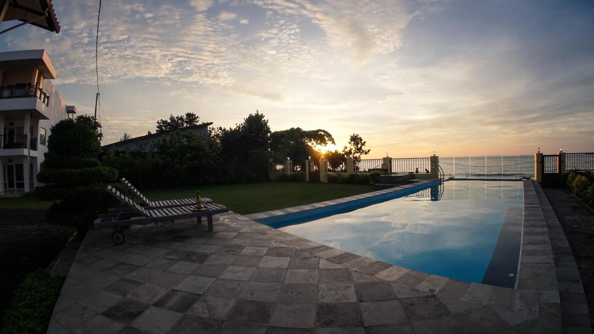 Seaview Beach Resort 제파라 외부 사진